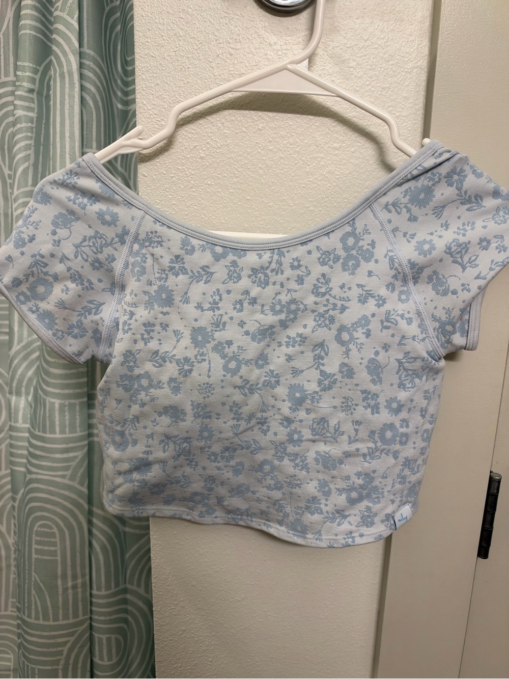 JoyLab Blue Floral Off-Shoulder Crop Top